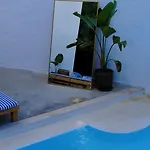 Kozanoğluhan Alaçatı