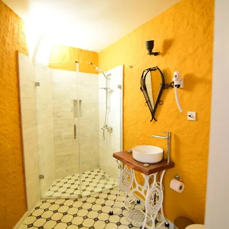 Kozanogluhan Butik 3*