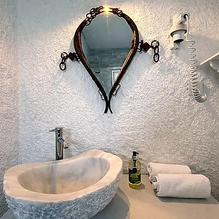Kozanogluhan Hotel Alaçatı