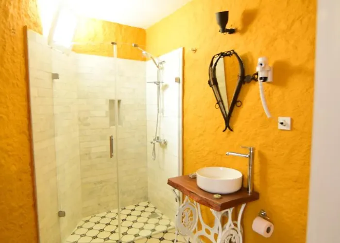 Kozanogluhan Butik 3*